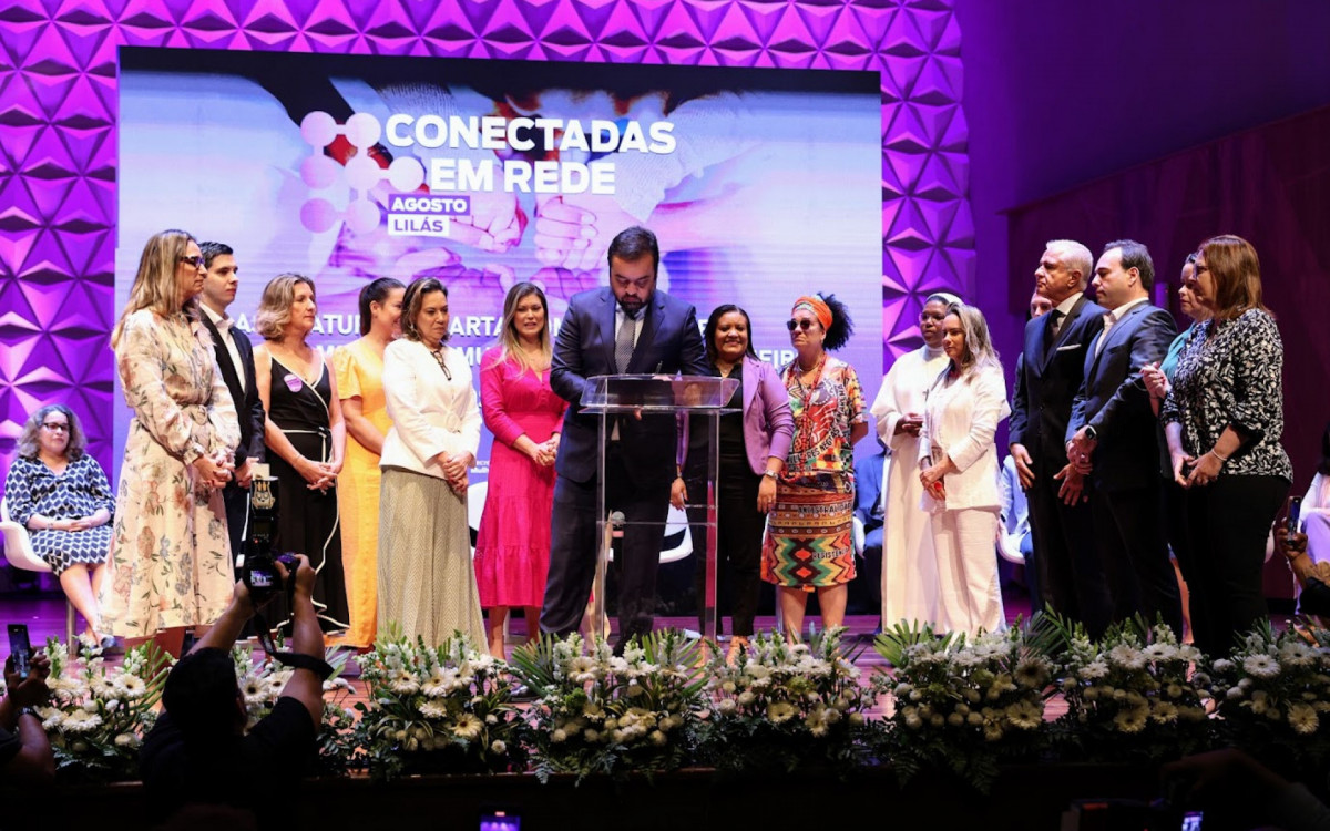 Cláudio Castro anuncia medidas políticas de combate à violência contra a mulher