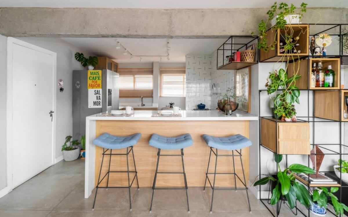 A escolha correta do piso influencia na funcionalidade e beleza do espa&ccedil;o (Projeto: BMA Studio | Imagem: Guilherme Pucci)