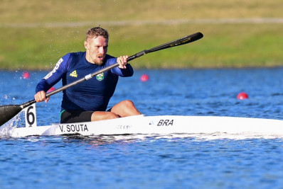 Vagner Souta termina em último na bateria e é eliminado do K1 1.000m