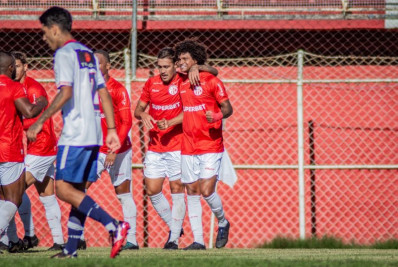 America vence o Friburguense e larga na frente na primeira fase da Copa Rio