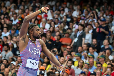 Lyles vai à final dos 200m em Paris; campeão olímpico De Grasse fica fora