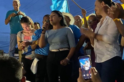 Vídeo: chefe de campanha da opositora Corina Machado transmite ao vivo sua detenção na Venezuela