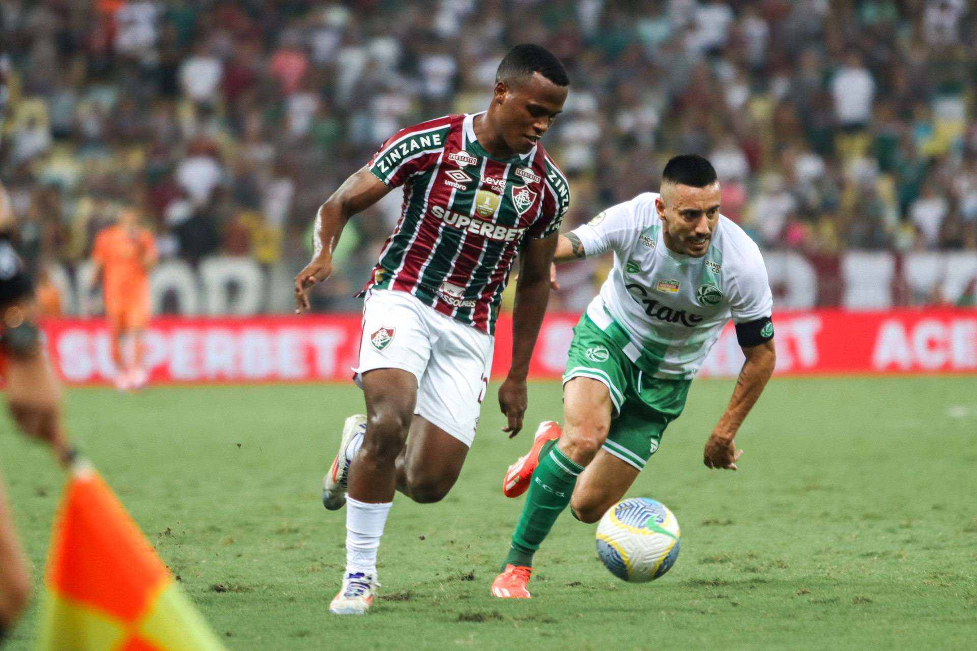 Arias, do Fluminense, vence de Alan Ruschel na corrida  - Marina Garcia/Fluminense FC