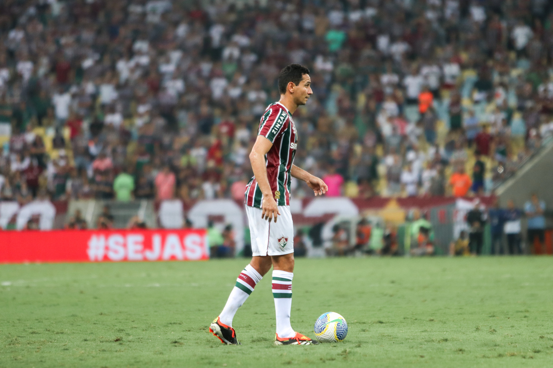 Ganso, do Fluminense, em a&ccedil;&atilde;o contra o Juventude

  - Marina Garcia/Fluminense FC