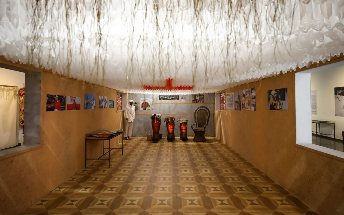 Exposição sobre o ogan Bangbala - Renan Areias / Agência O Dia