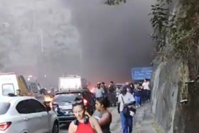 Chega a 110 o número de pessoas hospitalizadas devido a incêndio em caminhão na Linha Amarela