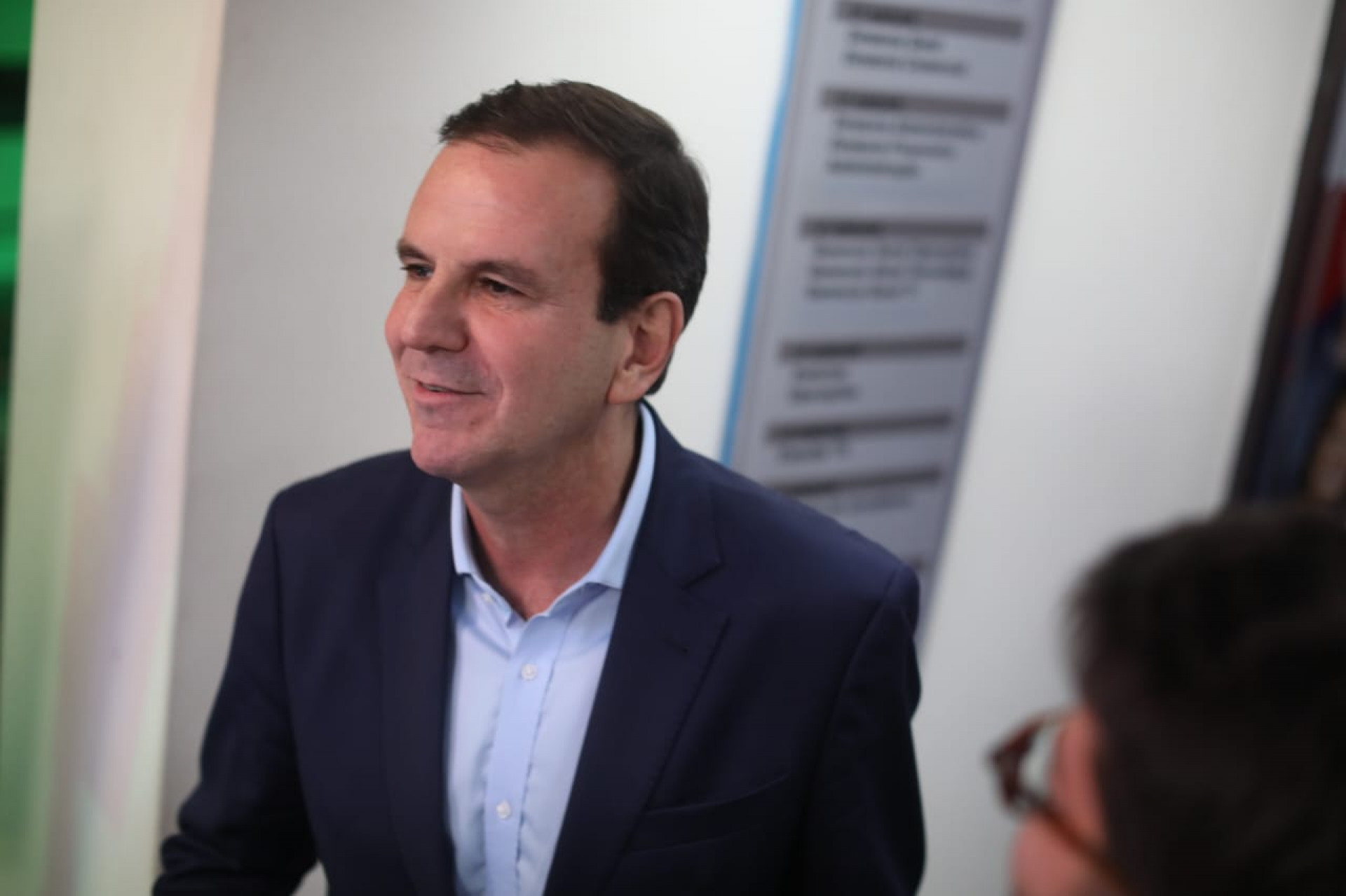 Eduardo Paes (PSD) participa de debate entre candidatos a prefeito do Rio, na noite de quinta-feira (8) - Pedro Teixeira/ Agência O Dia