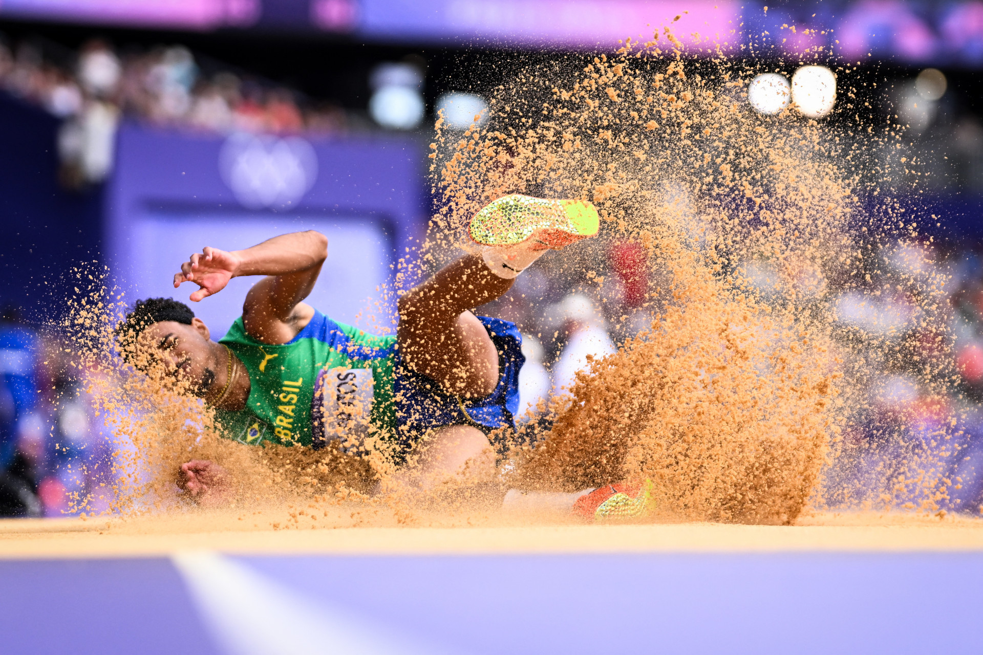 Almir Júnior ficou em 11º lugar na final do salto triplo - Kirill Kudryavtsev / AFP