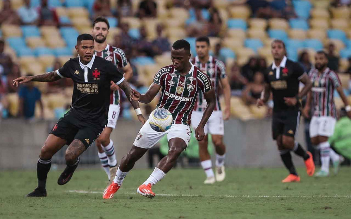 Rio de Janeiro, RJ - 20/04/2024 - Maracanã - 
Fluminense enfrenta o Vasco esta tarde no Maracanã pela 3ª rodada do Campeonato Brasileiro 2024.
FOTO DE LUCAS MERÇON / FLUMINENSE FC

IMPORTANTE: Imagem destinada a uso institucional e divulgação, seu uso comercial está vetado incondicionalmente por seu autor e o Fluminense Football Club.

IMPORTANT: Image intended for institutional use and distribution. Commercial use is prohibited unconditionally by its author and Fluminense Football Club.

IMPORTANTE: Imágen para uso solamente institucional y distribuición. El uso comercial es prohibido por su autor y por el Fluminense Football Club.