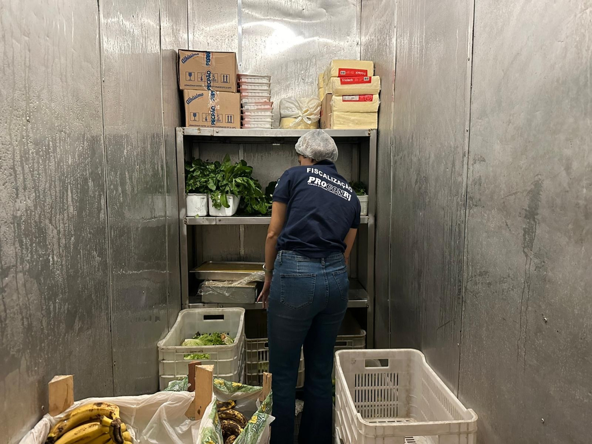 Equipes do Procon-RJ estiveram em estabelecimentos das Zonas Sul, Norte e Oeste do Rio, além da Baixada Fluminense - Divulgação/Procon-RJ