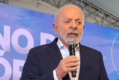 Lula assina projeto de lei para criar a Alada, estatal do setor aeroespacial