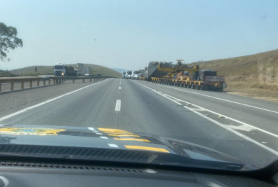 Transformador deixa Porto Real e segue viagem na Via Dutra