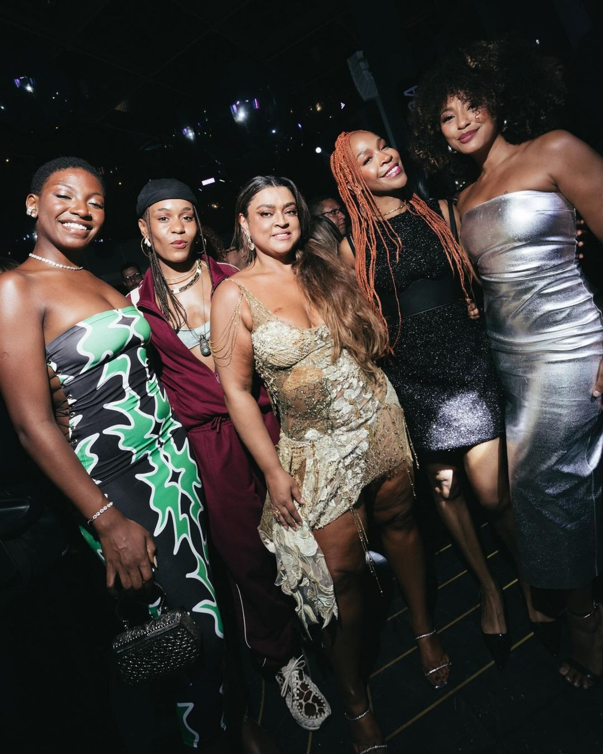 Preta Gil abre um álbum de fotos da festa de 50 anos  - Reprodução / Instagram 