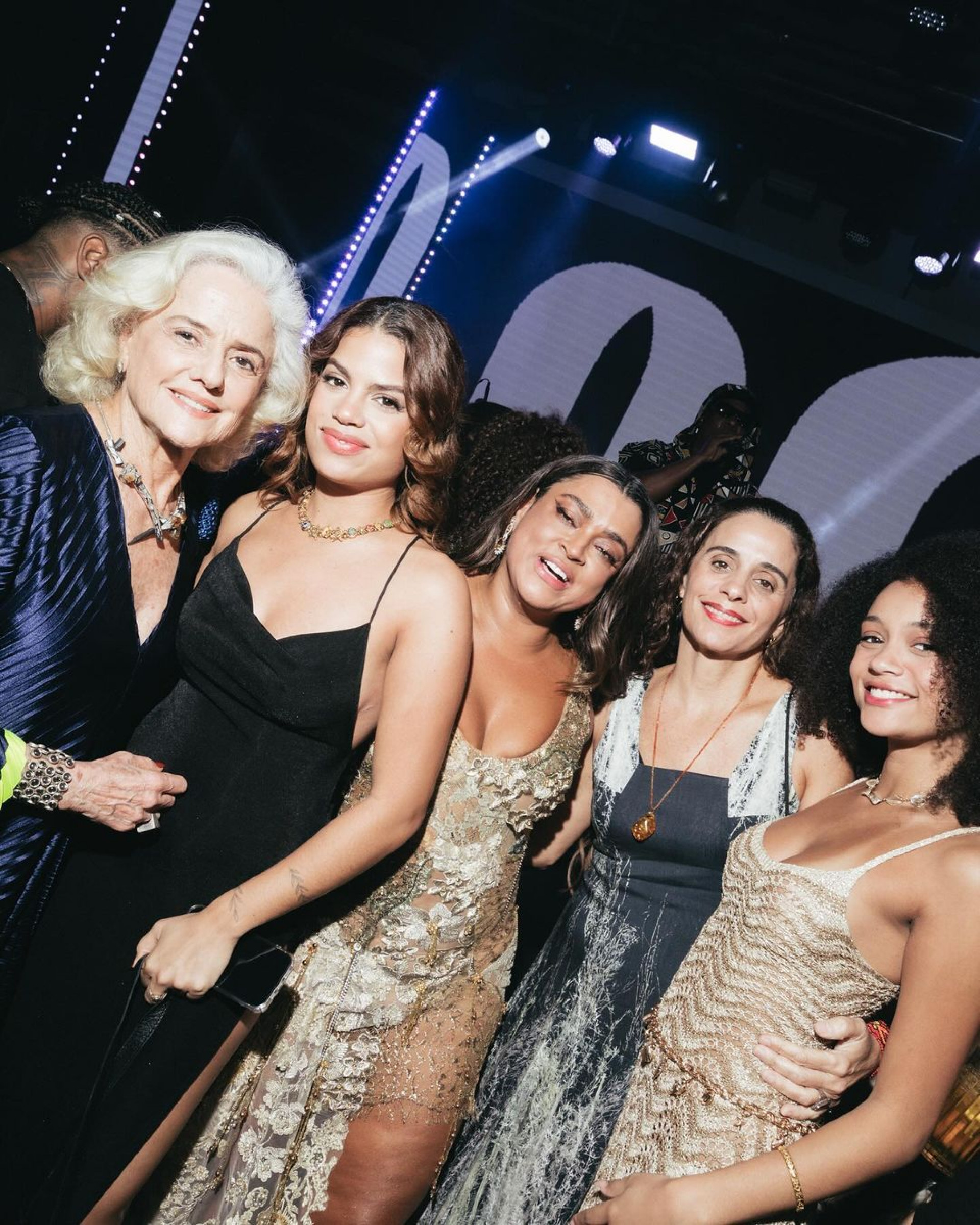 Preta Gil abre um álbum de fotos da festa de 50 anos  - Reprodução / Instagram 