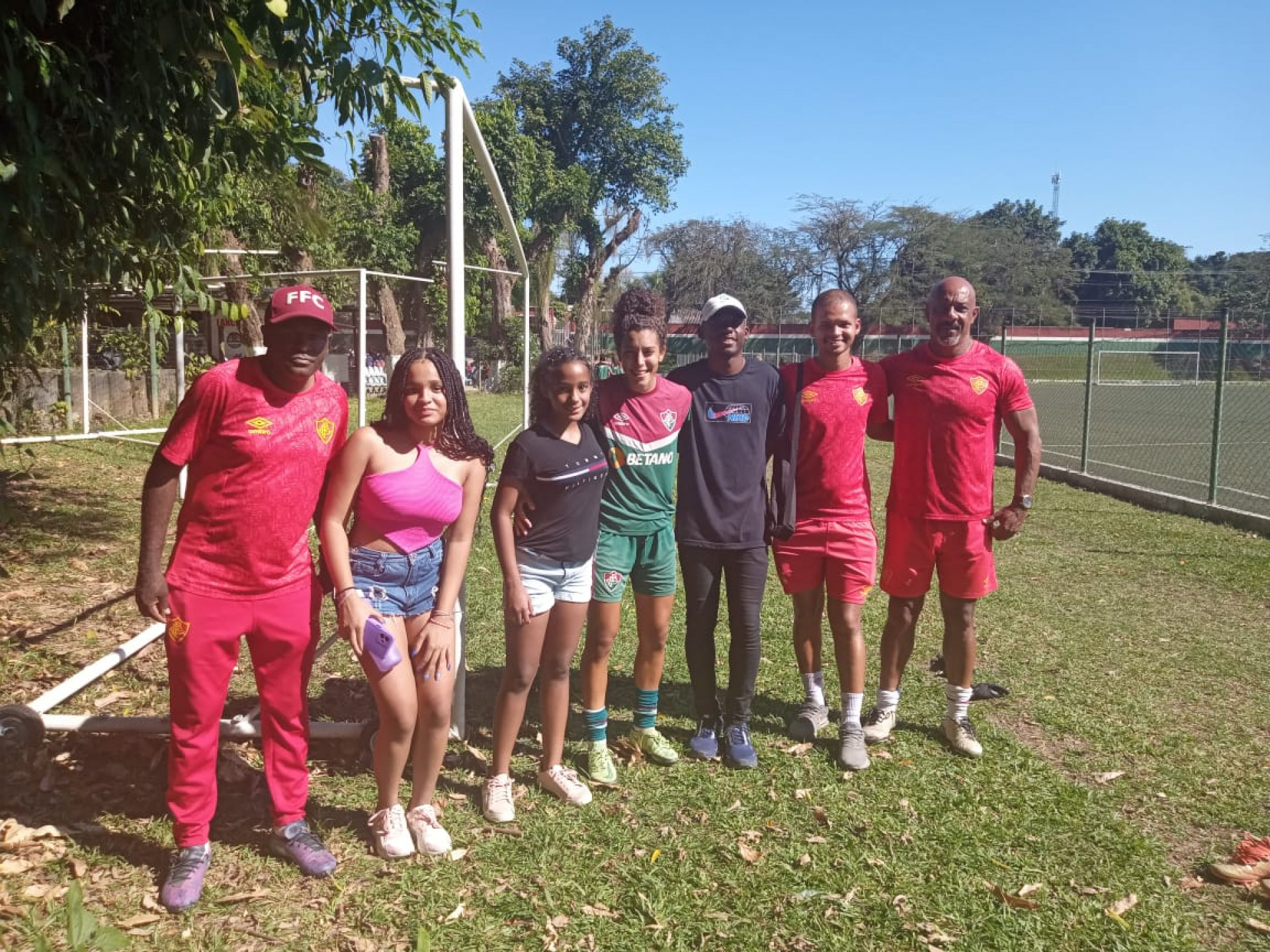 Agatha com a jogadora do Fluminense Leandra - Isaac Tim&oacute;teo / SEBR