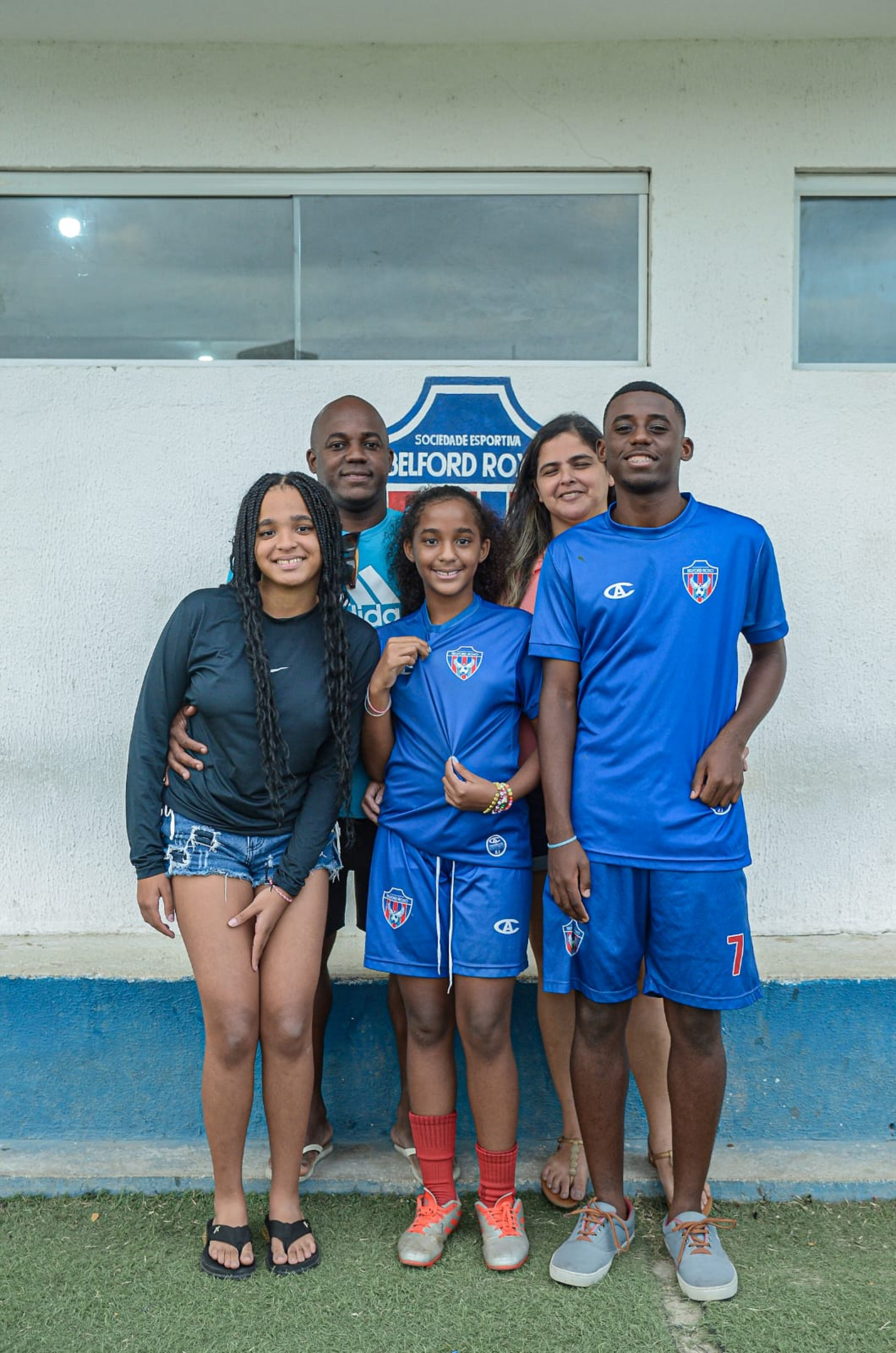 Agatha com a fam&iacute;lia - Isaac Tim&oacute;teo / SEBR