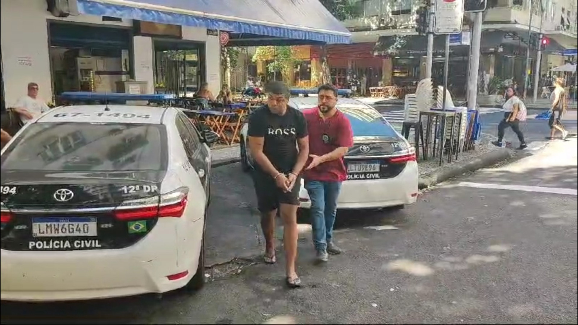 Homem foi preso por agentes da 12ª DP (Copacabana) em um apartamento na Rua Figueiredo de Magalhães - Reprodução