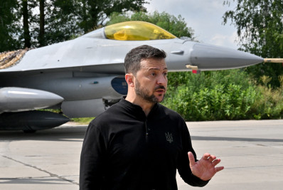 Zelensky acusa Coreia do Norte de enviar tropas ao exército russo