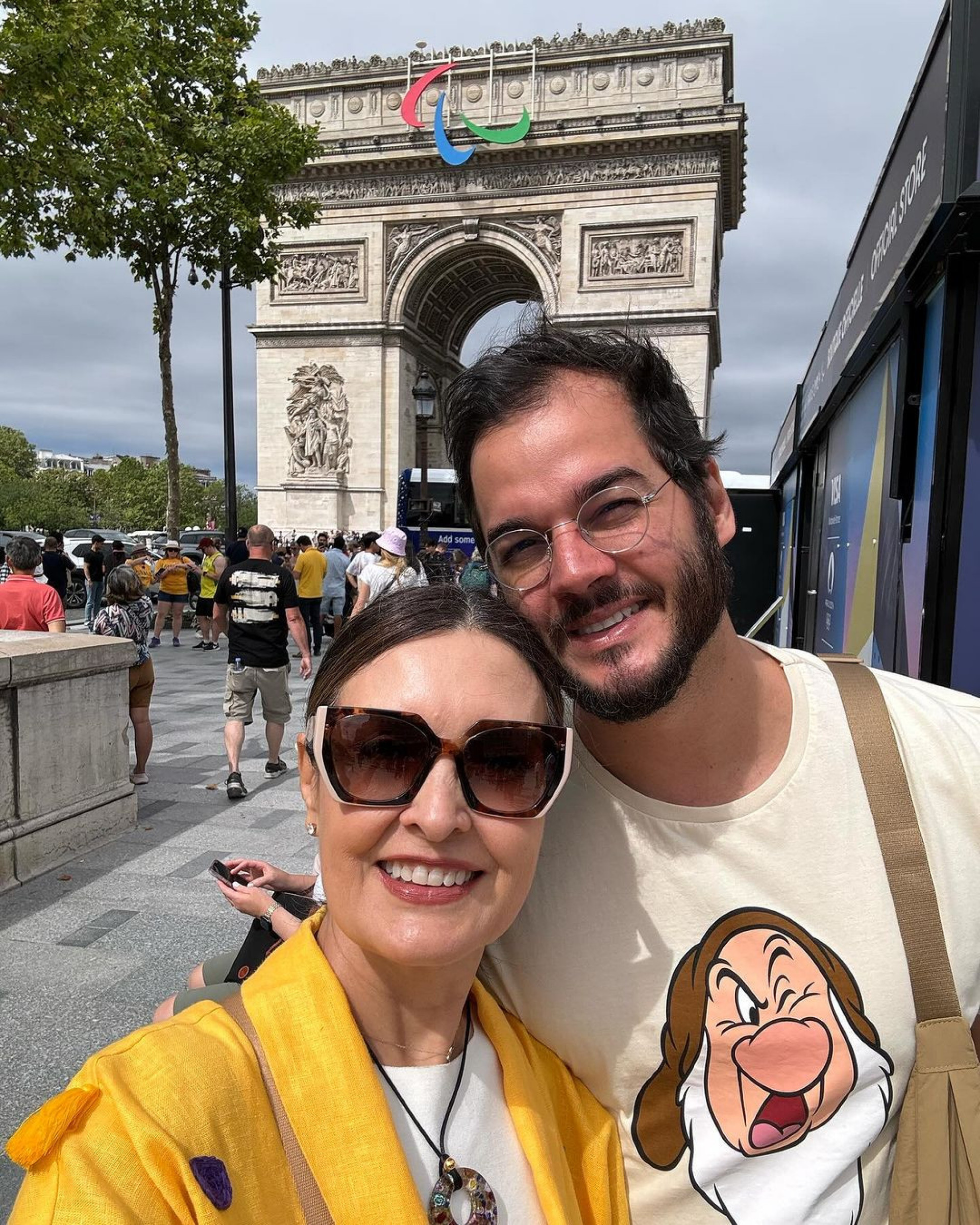 Fatima Bernardes e o namorado Túlio Gadêlha em Paris - Reprodução / Instagram 