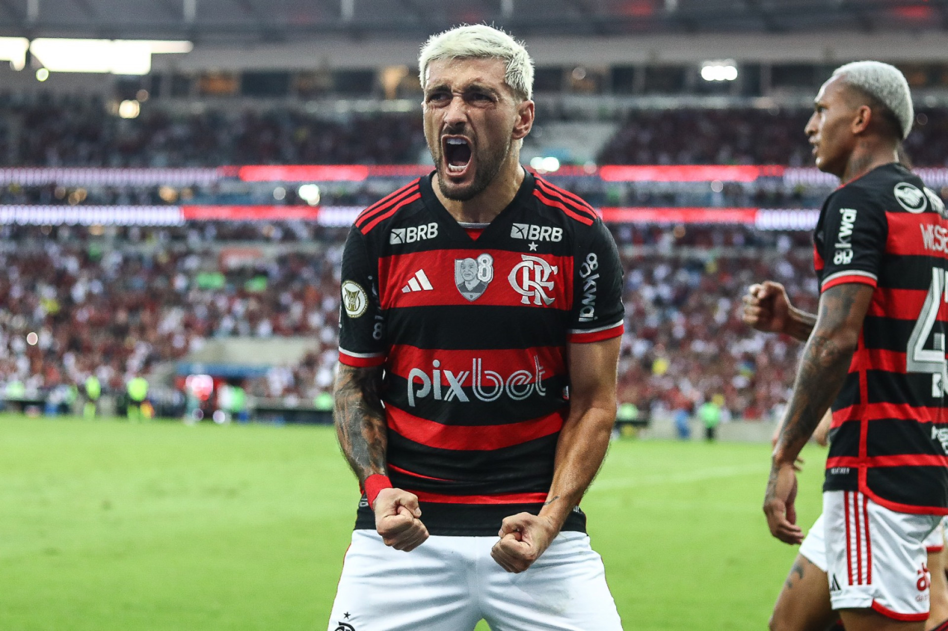 Arrascaeta vibra com o gol marcado em Flamengo x Palmeiras - Gilvan de Souza / CRF 
