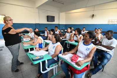 Nova Iguaçu tem inscrições abertas para a EJA até quinta-feira