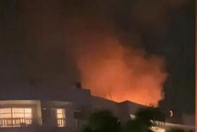 Vídeo: helicóptero cai no telhado de hotel na Austrália e mata piloto