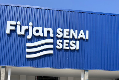 Prefeito de São Pedro da Aldeia visita instalações do polo da Firjan 