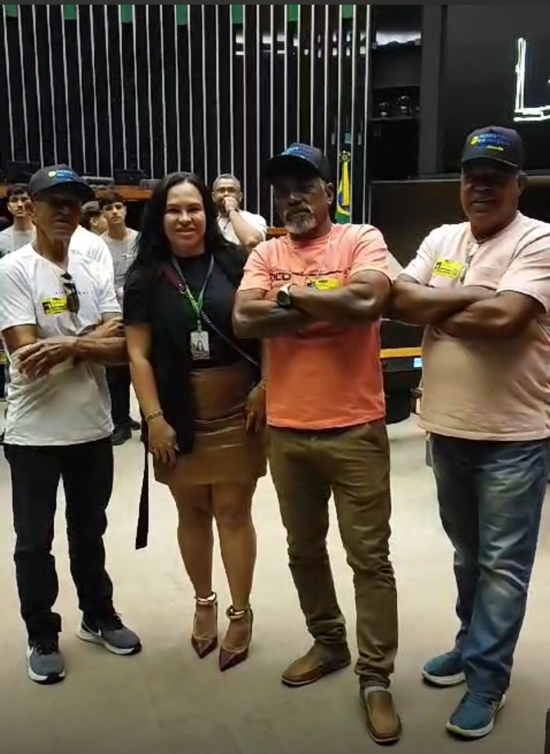 Joel, a assessora parlamentar Priscila Console, Waldecy Poeira e Veríssimo