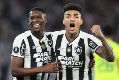 Botafogo vence o Palmeiras e abre vantagem no confronto da Libertadores