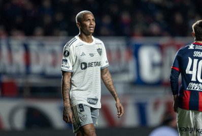 Deyverson revela provocação de jogador adversário durante jogo: 'Aqui não é Flamengo'