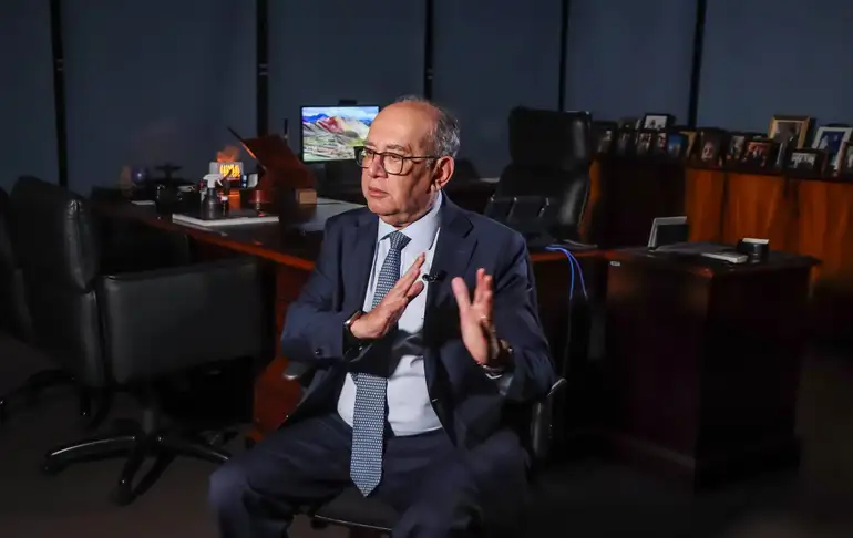 Gilmar diz que interferência dos EUA é 'imprópria' no caso Bolsonaro e cita 'arquivos Epstein'