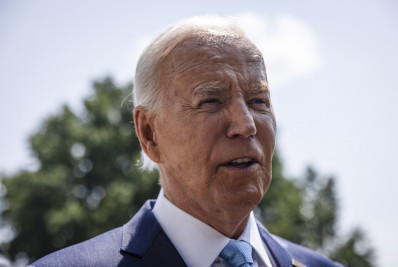 Biden está disposto a 'ajustar' presença militar dos EUA no Oriente Médio