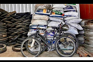 Polícia Ambiental fiscaliza recauchutadora no Aeroporto