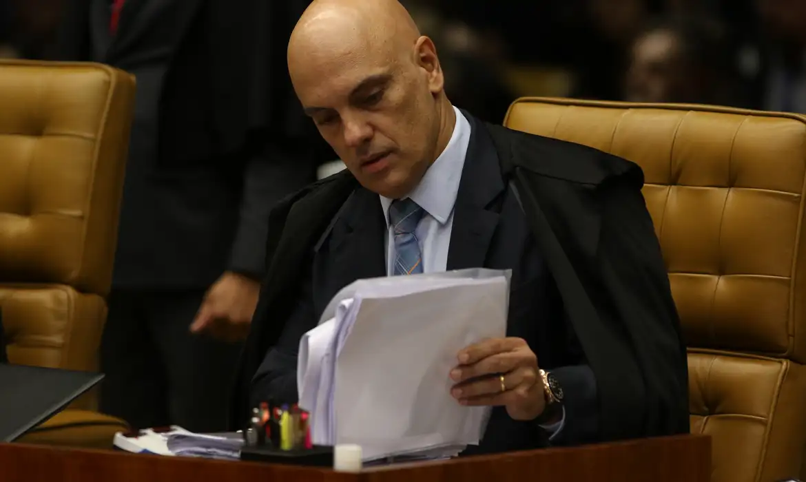 Moraes: bancos brasileiros podem ser punidos se aplicarem sanções