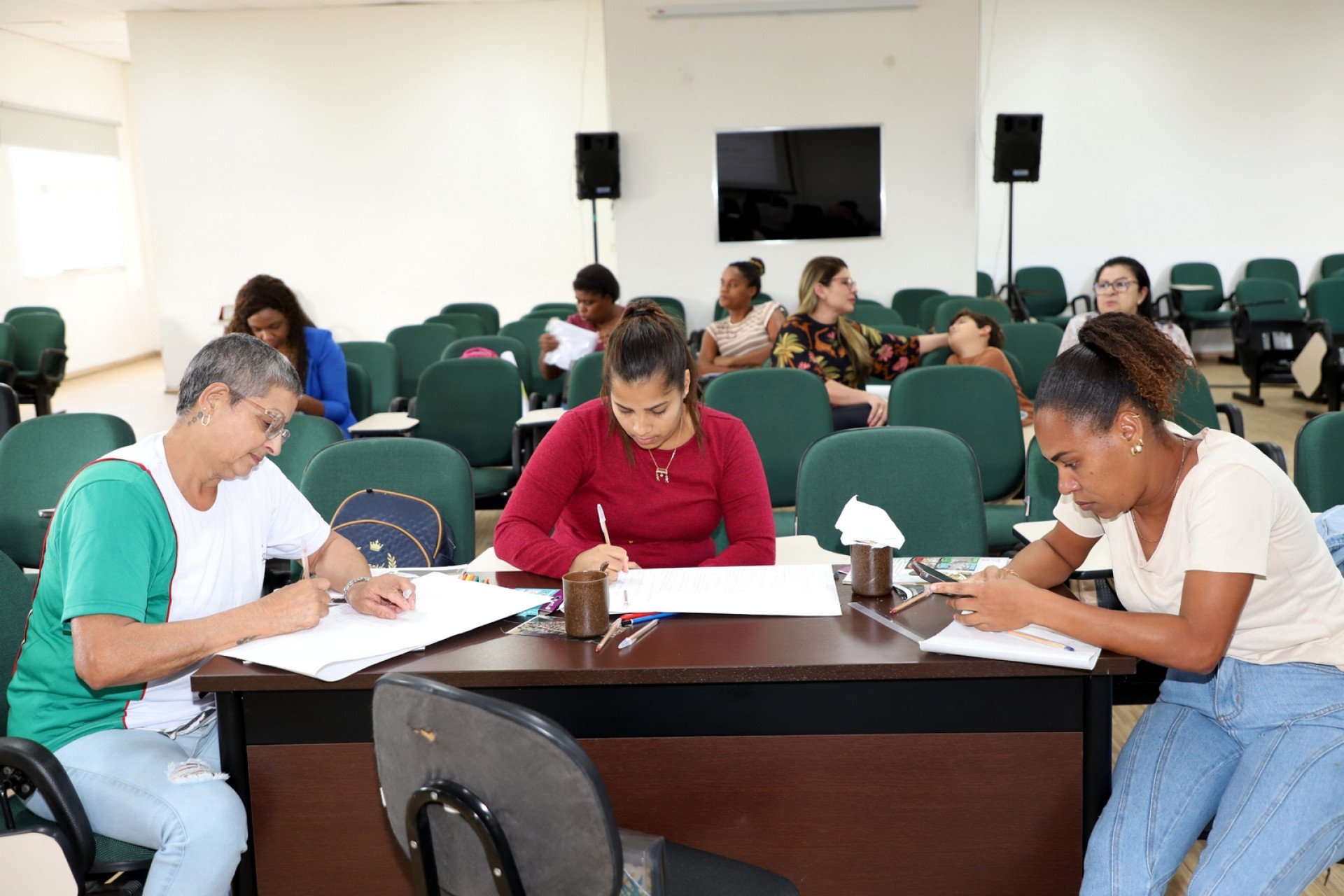 Cursos são direcionados especialmente a mulheres que enfrentam violência doméstica, além de residentes em áreas rurais e quilombolas - Foto: Divulgação