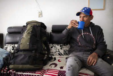 Migrantes venezuelanos se negam a voltar ao país após vitória de Maduro