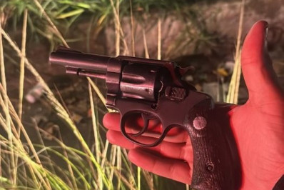 PM prende suspeito armado com tornozeleira eletrônica na Via Light em Nilópolis