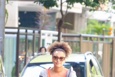 Sheron Menezzes se exercita na Zona Sul do Rio