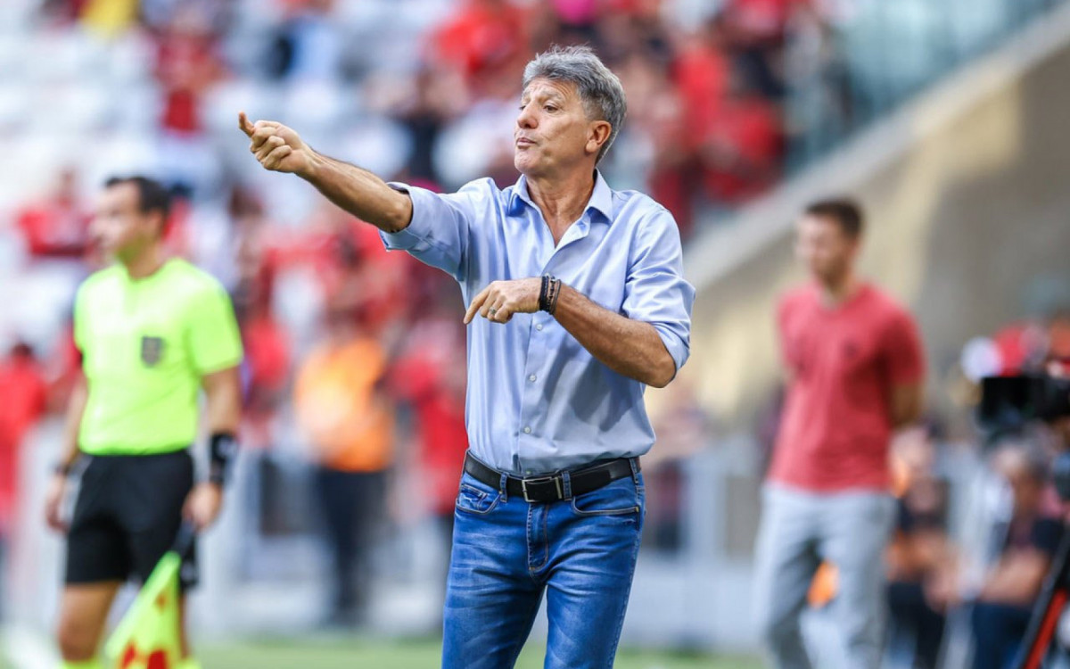 Após derrota do Grêmio, Renato Gaúcho garante: &#8216;Não estou nem um pouco preocupado com Brasileirão&#8217;