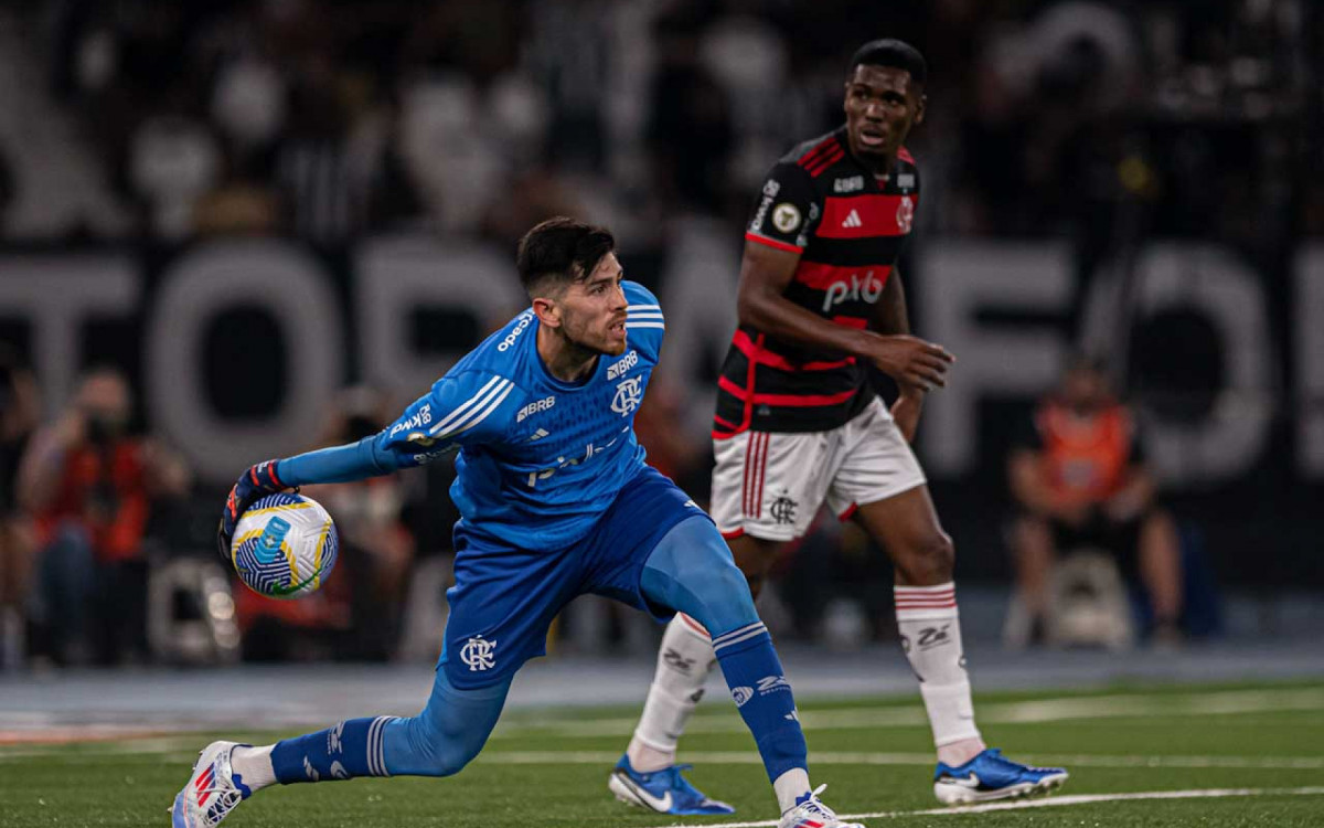 Rossi admite cansaço após goleada sofrida pelo Flamengo