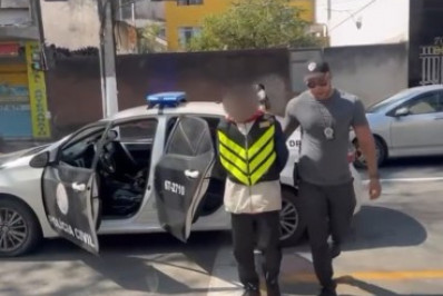 Policiais da 93ª DP prendem motoboy que fazia entrega de drogas em Volta Redonda