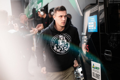 Lucas Piton lidera ações ofensivas e se consolida como 'garçom' no Vasco