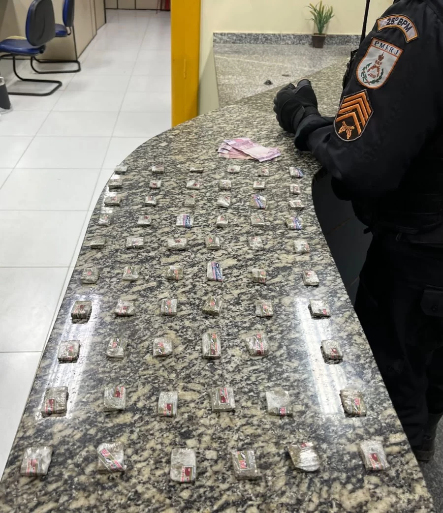 Homem é preso por tráfico de drogas no bairro Clube dos Engenheiros