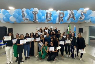 Secretaria da Pessoa com Deficiência de Búzios realiza primeira formatura do Curso Práticas em Libras