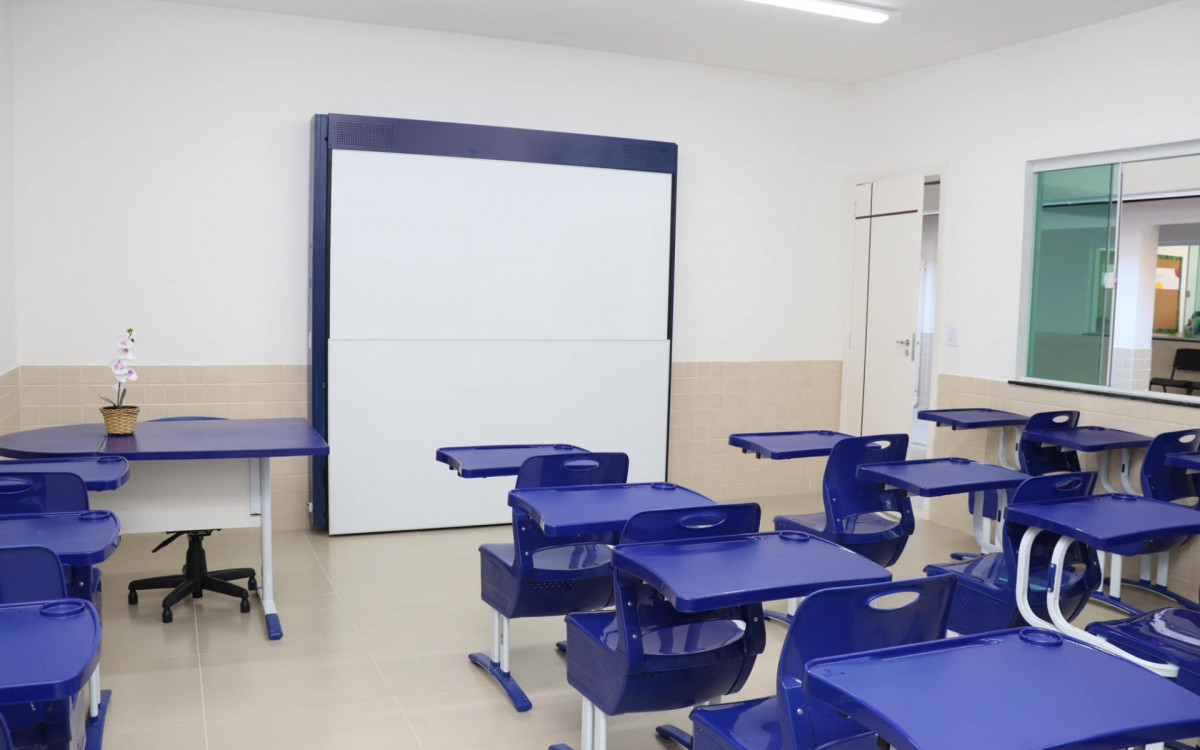 Inauguração da Escola Bilíngue Municipal com Orientação em Agronegócio e Turismo Rural 