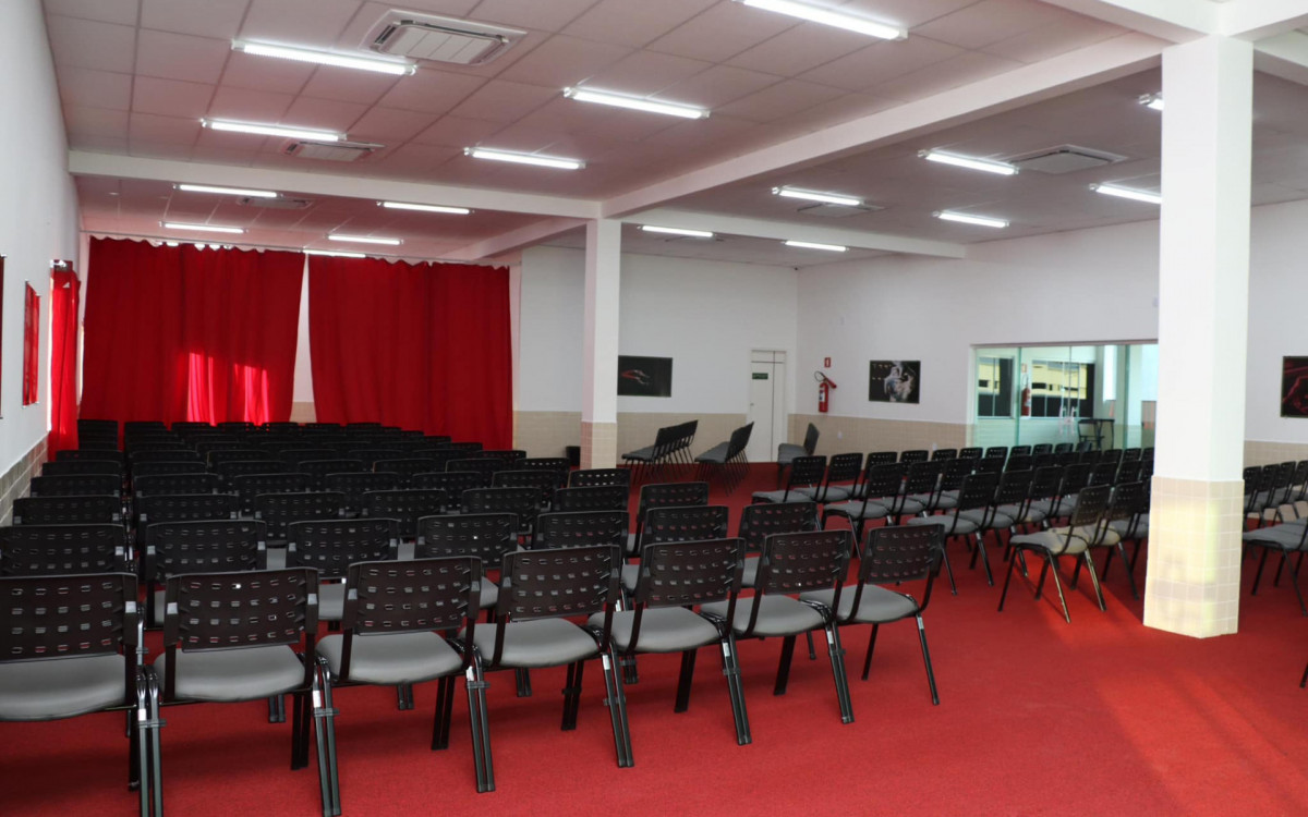 Inauguração da Escola Bilíngue Municipal com Orientação em Agronegócio e Turismo Rural 