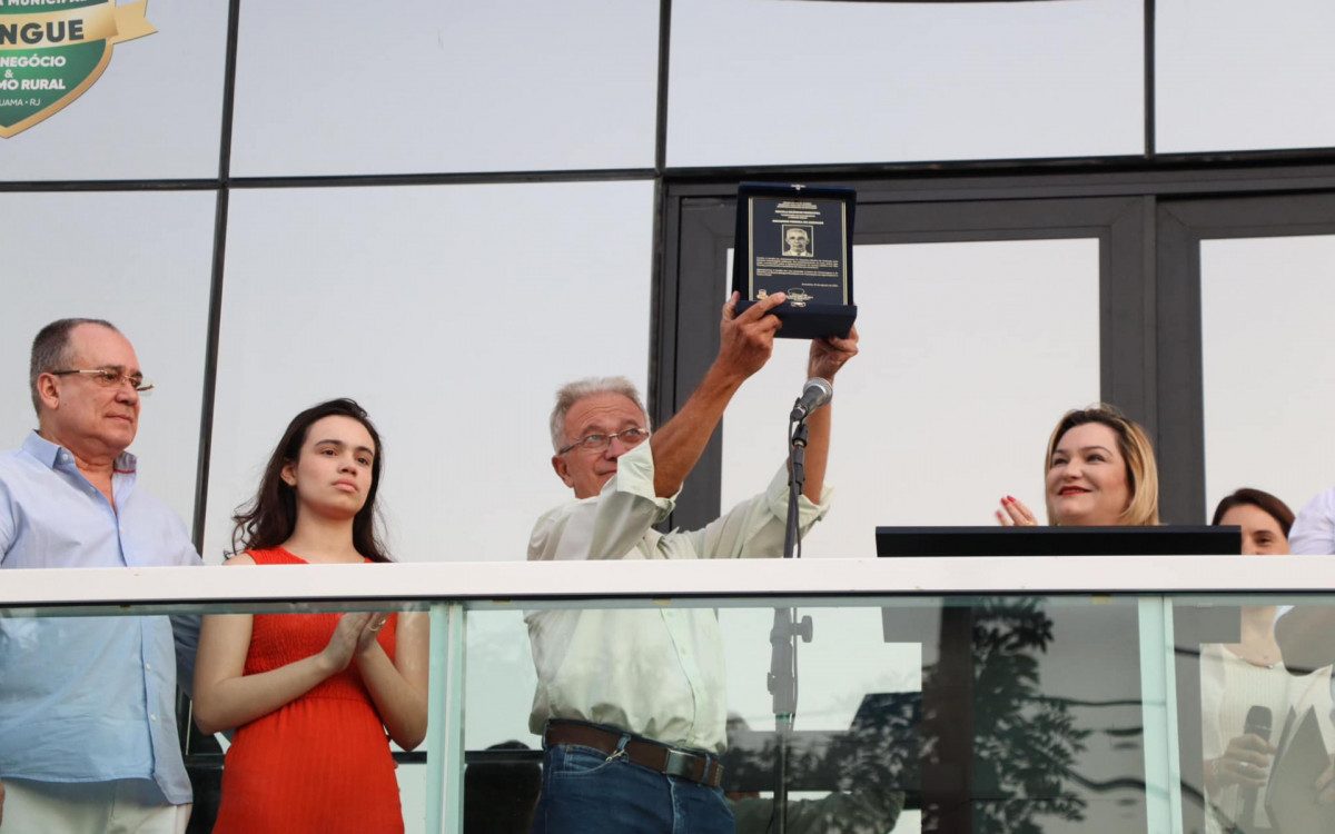 Inauguração da Escola Bilíngue Municipal com Orientação em Agronegócio e Turismo Rural 