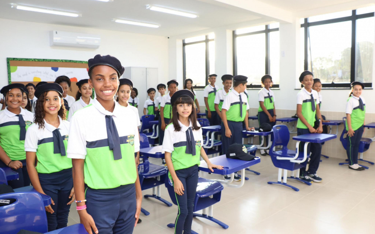Inauguração da Escola Bilíngue Municipal com Orientação em Agronegócio e Turismo Rural 