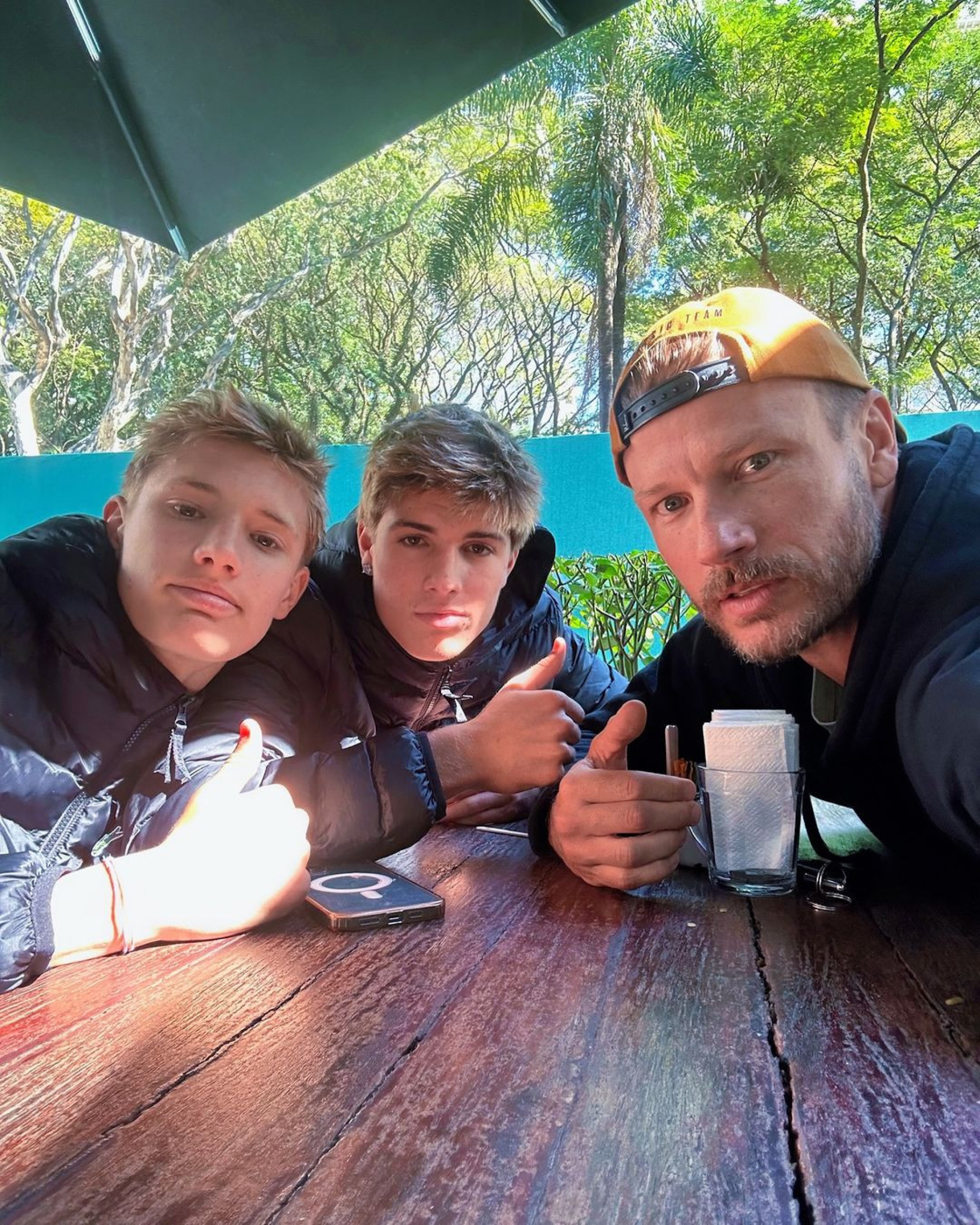 Rodrigo Hilbert impressiona ao publicar foto com filhos gêmeos - Reprodução / Instagram 