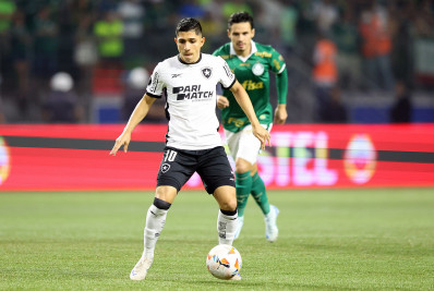 Savarino destaca frustração apesar da vaga nas quartas: 'Não tinha que acabar assim'